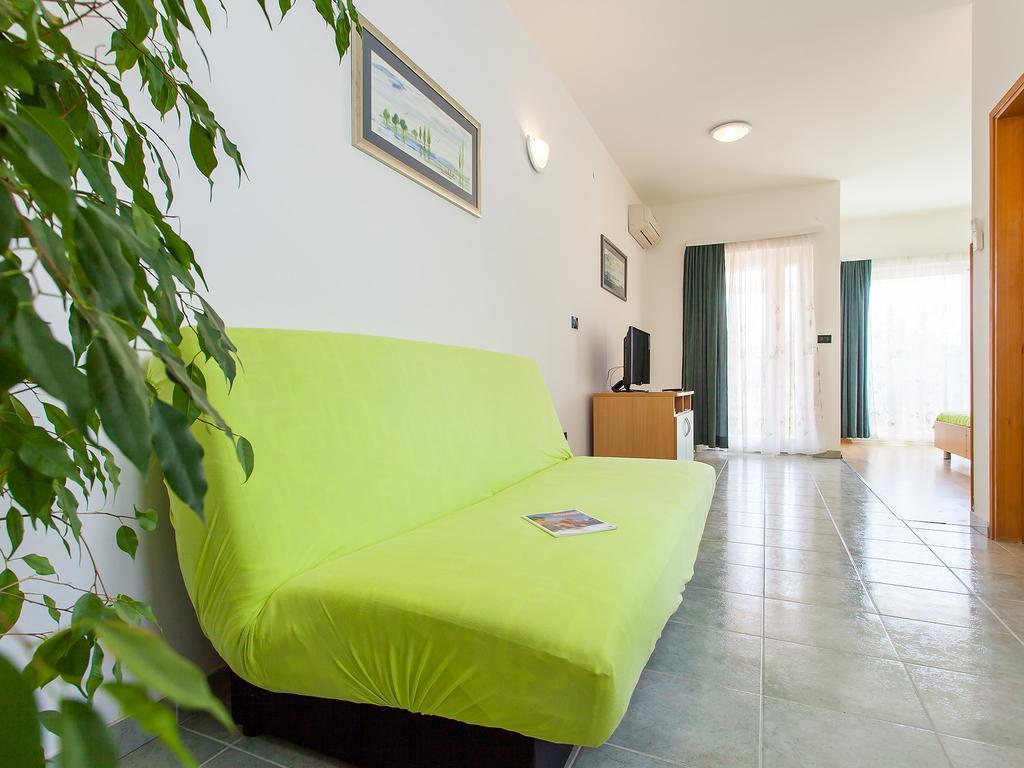 Apartments Villa Brioni I Fažana Cameră foto
